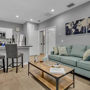  Apartment New 1/1 :loft Minutes From Heart Of -unit C United States